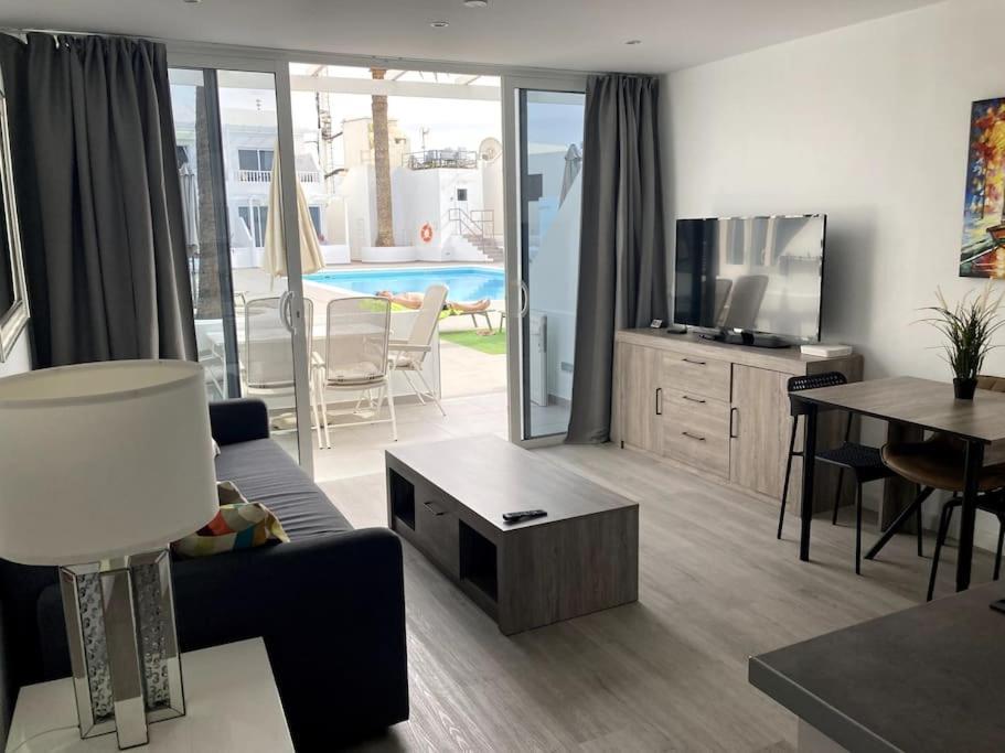 Puerto Del Carmen Airconditioned 2Bed Poolside Apt 外观 照片