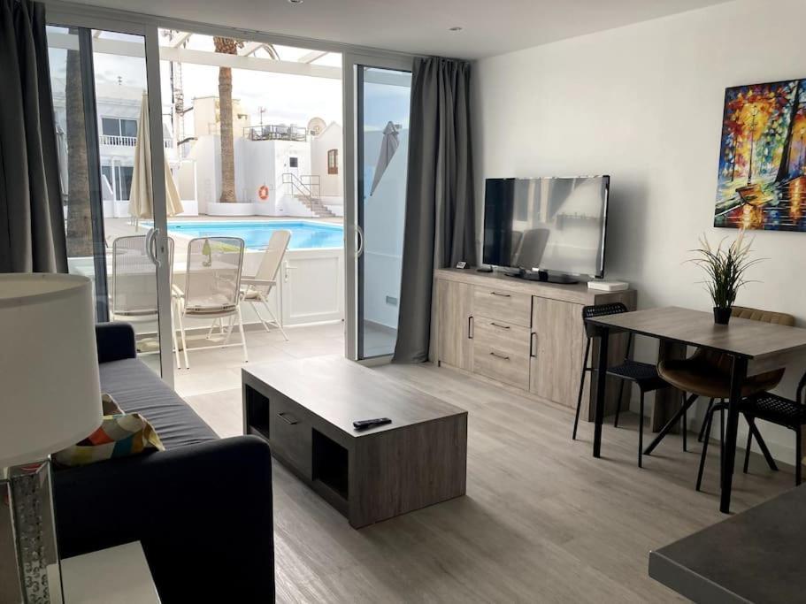 Puerto Del Carmen Airconditioned 2Bed Poolside Apt 外观 照片